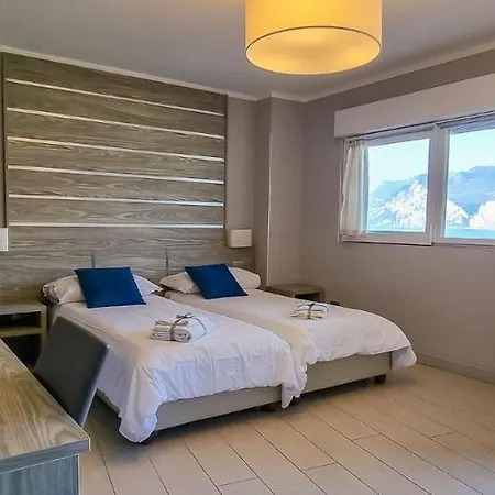 Casa Marinella Hotel 3*