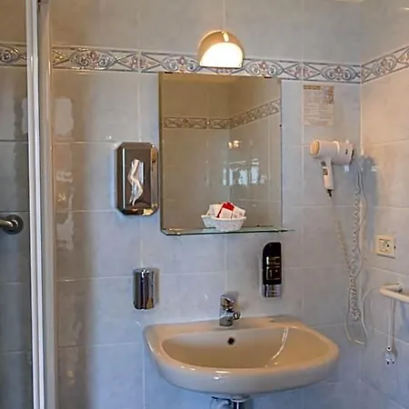 Casa Marinella 3* מאלצ'סינה
