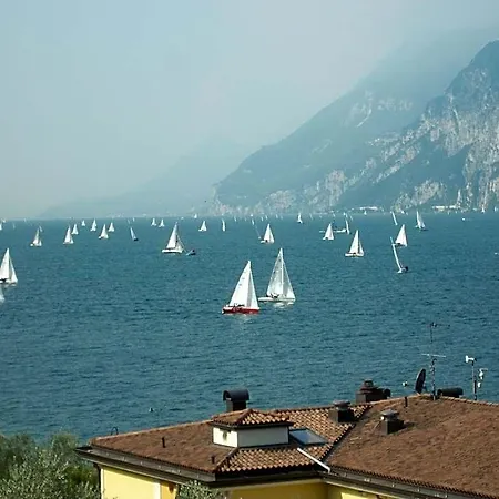 Casa Marinella Hotel 3*