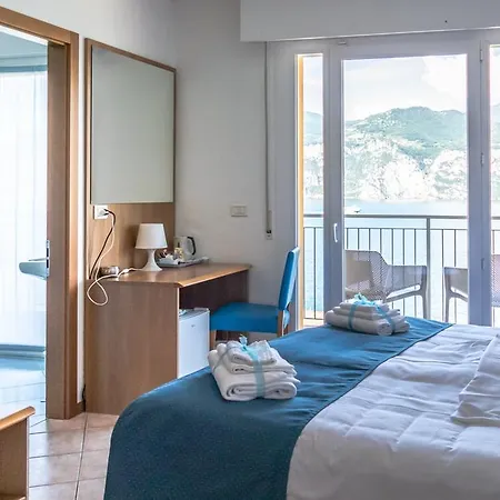 Casa Marinella Hotel 3*