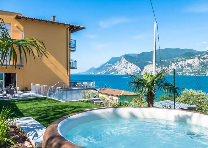 马里内拉之家酒店