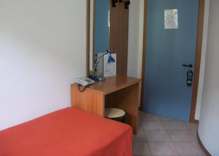 酒店 马里内拉之家酒店 3*