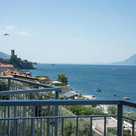 Casa Marinella 3* Мальчезине