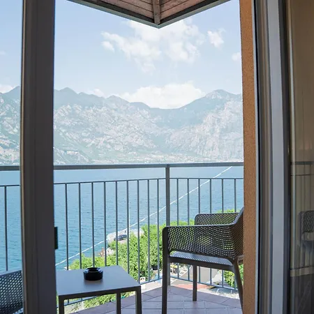 Casa Marinella Отель