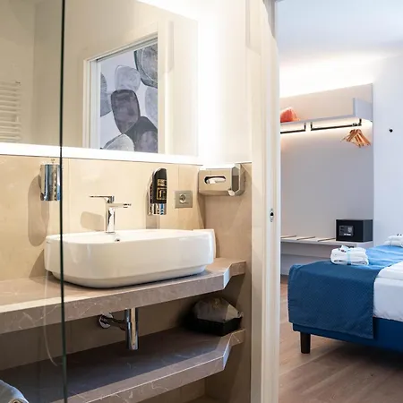 Casa Marinella 3*