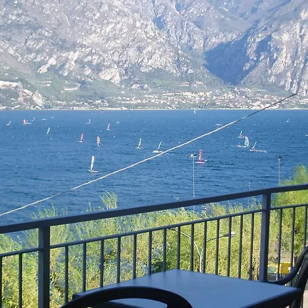 Отель Casa Marinella Мальчезине