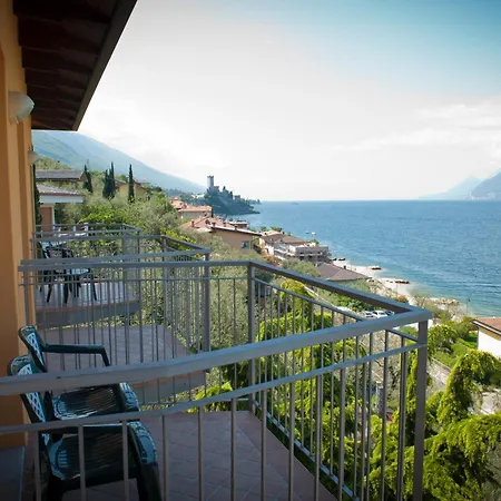 Casa Marinella 3* Мальчезине